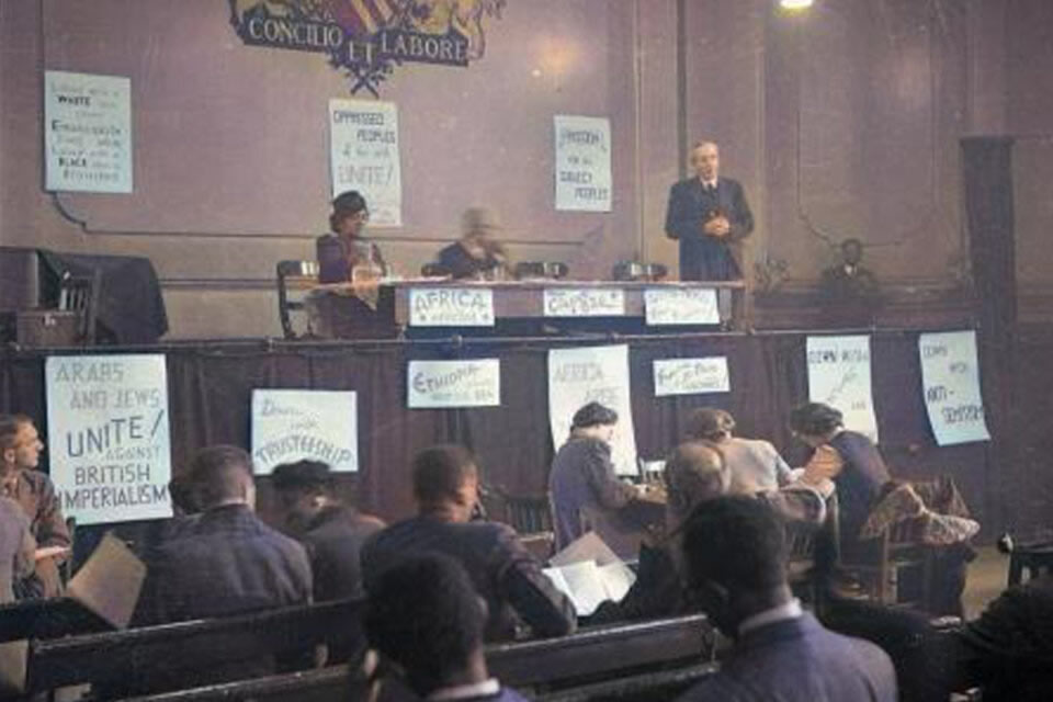 Participantes del V Congreso Panafricano de 1945 en la cuidad de Manchester.